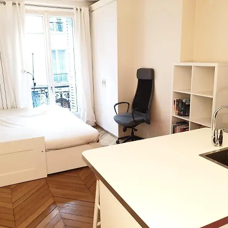 Studio In Charming Near Eiffel Tower Apartmán